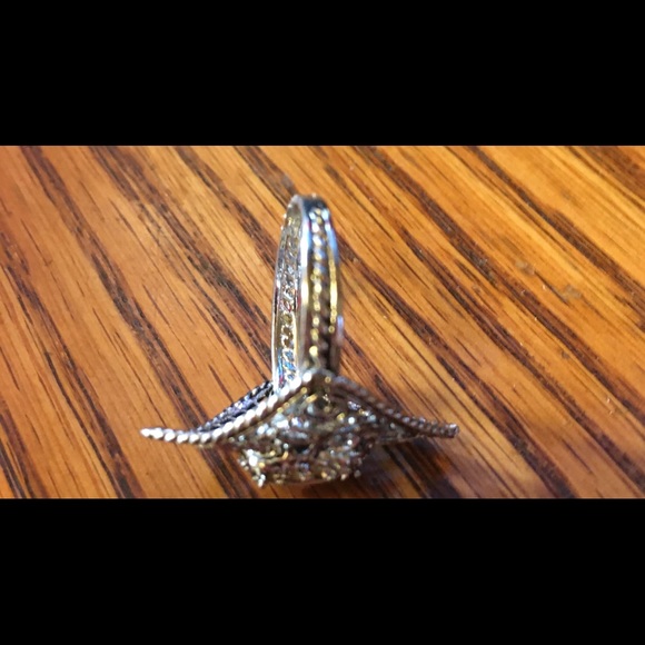 American made Sterling Silver women's ring. - Picture 3 of 4